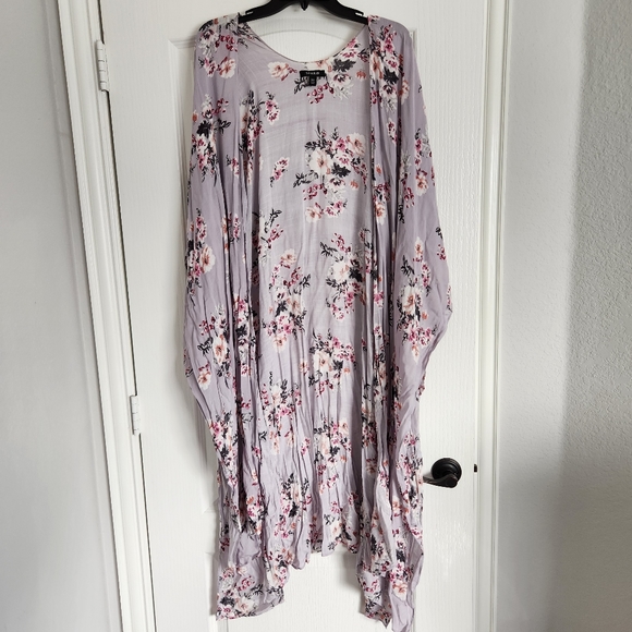 torrid Kimonos & Yukatas Torrid Lavender Floral Print Challis